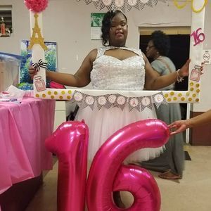 Meet your Posher, Lashae